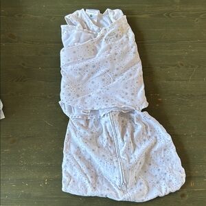 Halo Swaddle with Starry Design